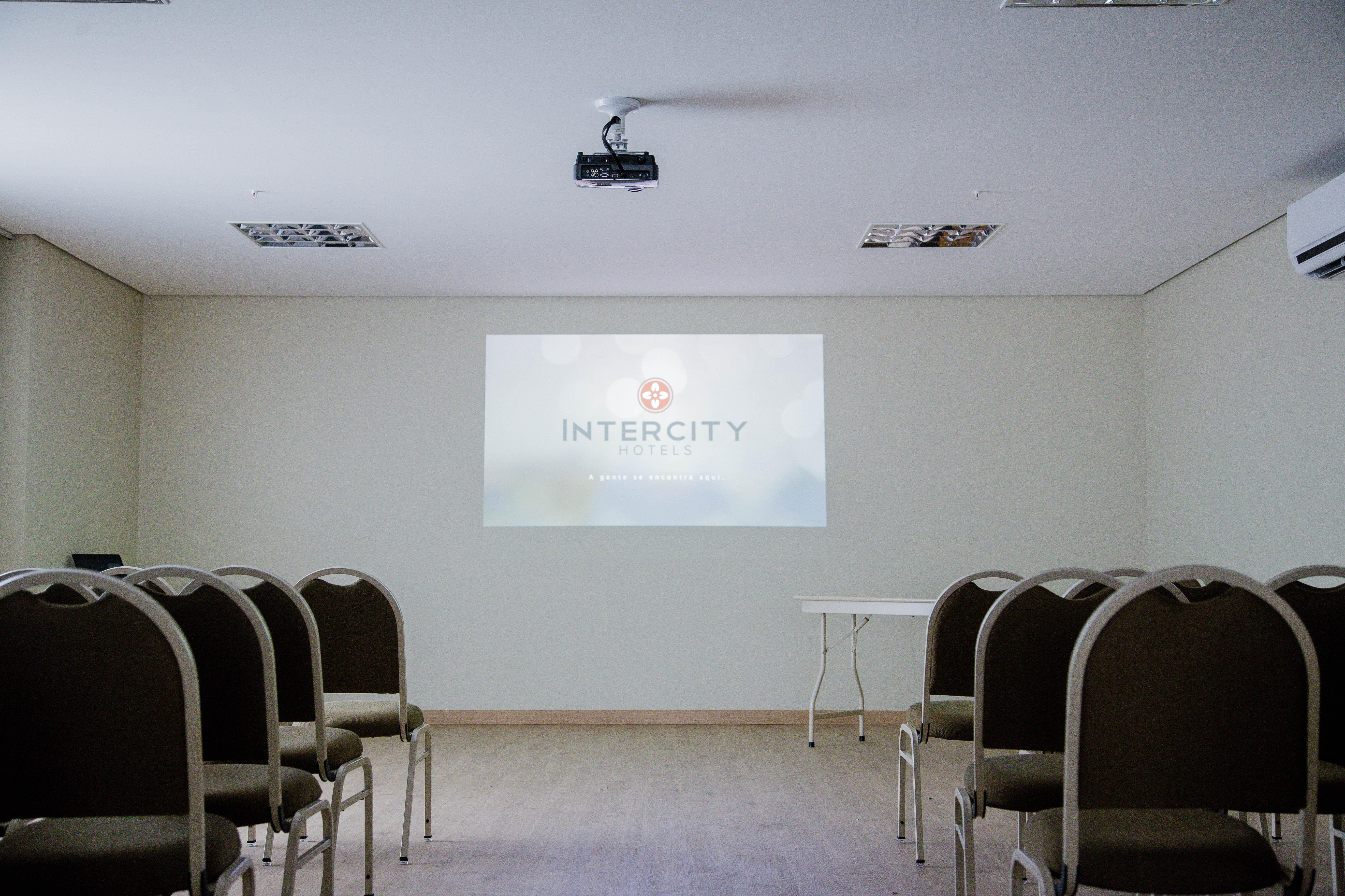 Intercity Монтис Кларос Екстериор снимка